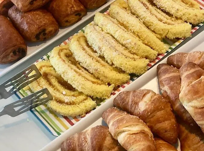 Adelphi 3* ריצ'יונה